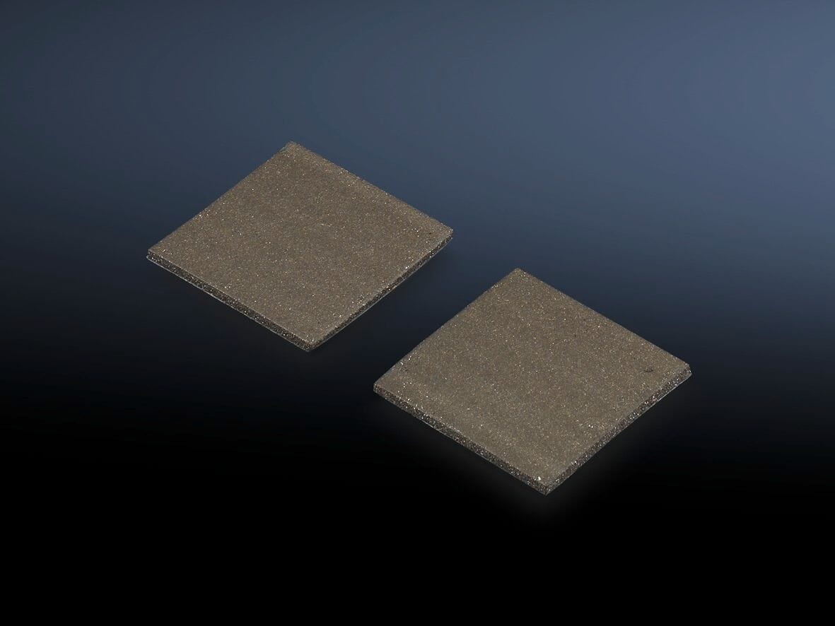 Juego de fijación magnético para luminaria LED