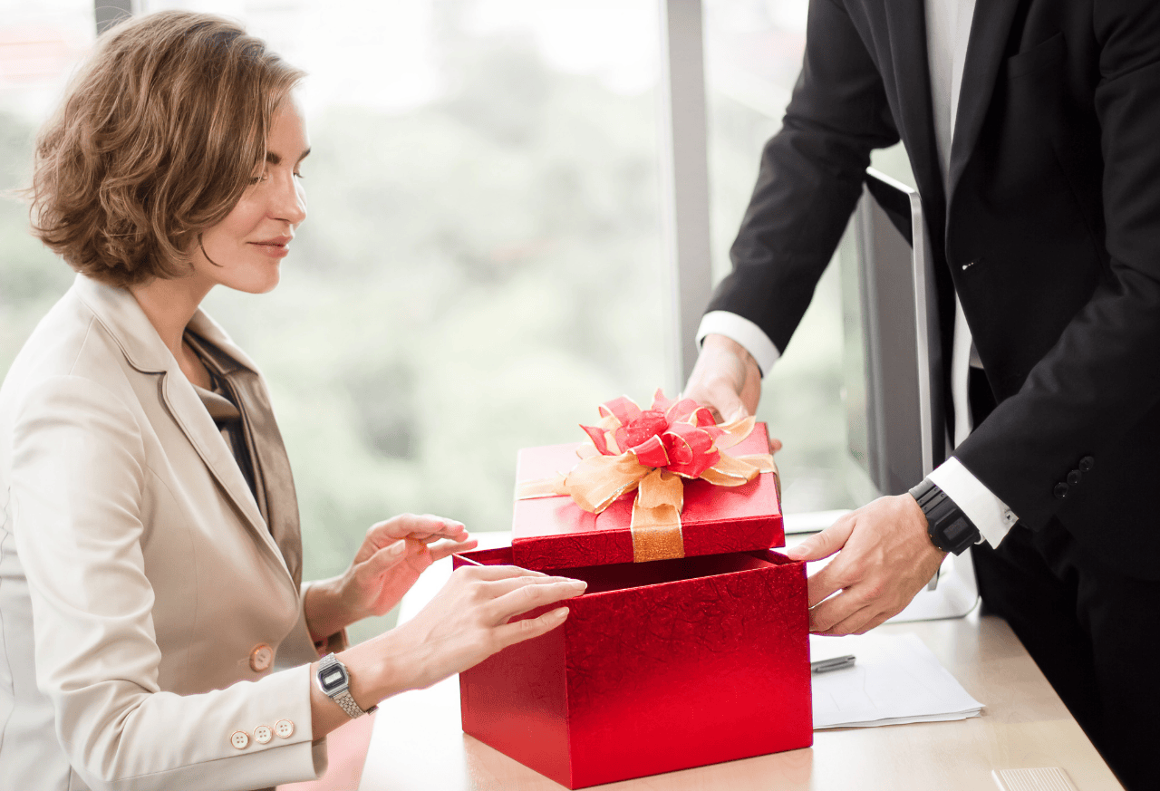 Employee Recognition Gifts