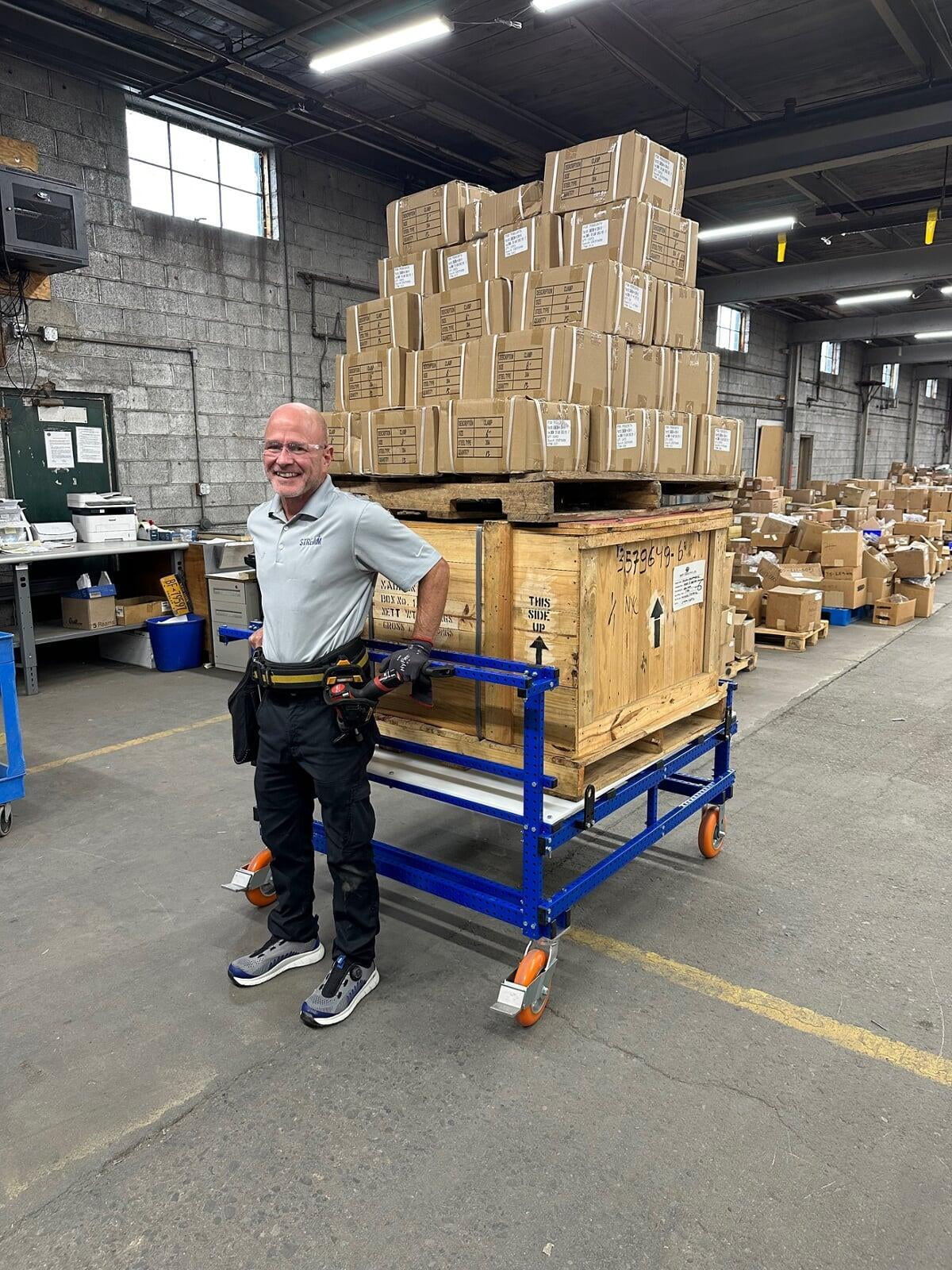 Picking Cart made by Johnson Controls team 