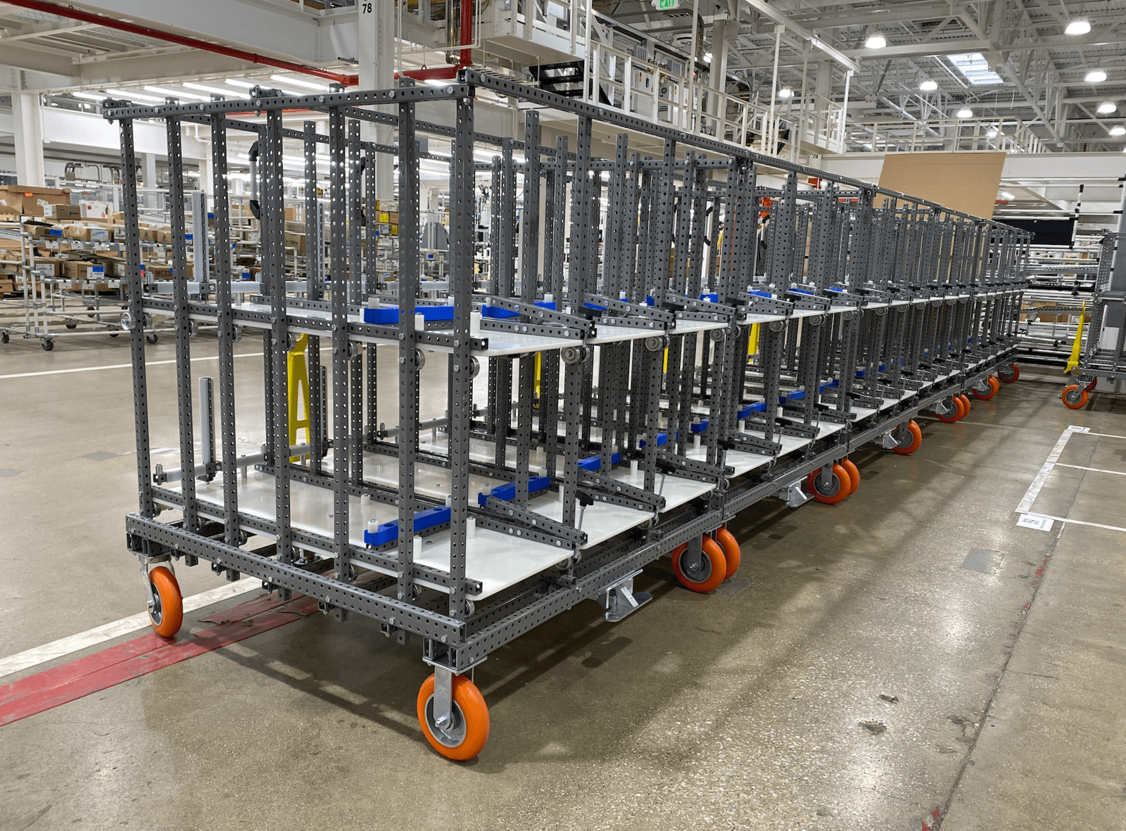 rolly cart with pull out shelves that lock in place