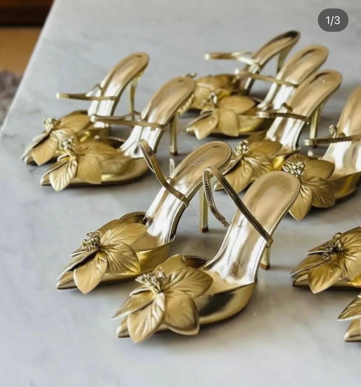 HEELS HEELS