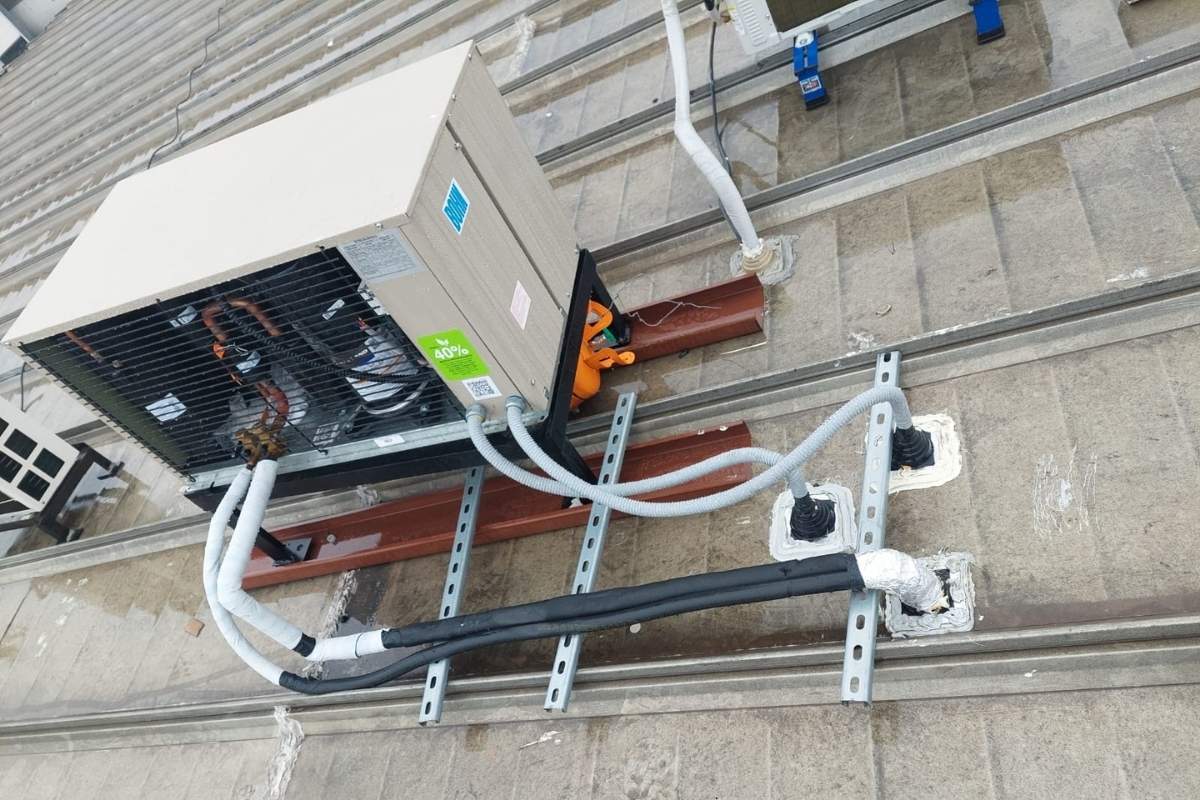 Condensadora BOHN instalada