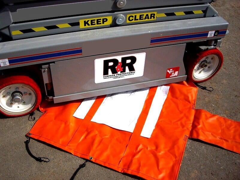 RR Surface Protectors makes superior lift diapers and tire covers RR Surface Protectors makes superior lift diapers and tire covers