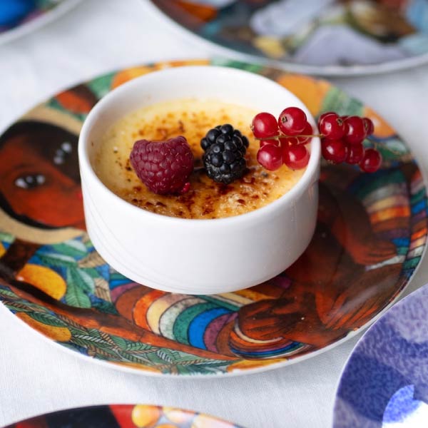 Vanilla creme brulee on Dominican plates