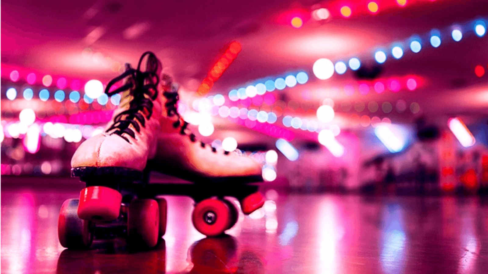 ROLLER SKATES