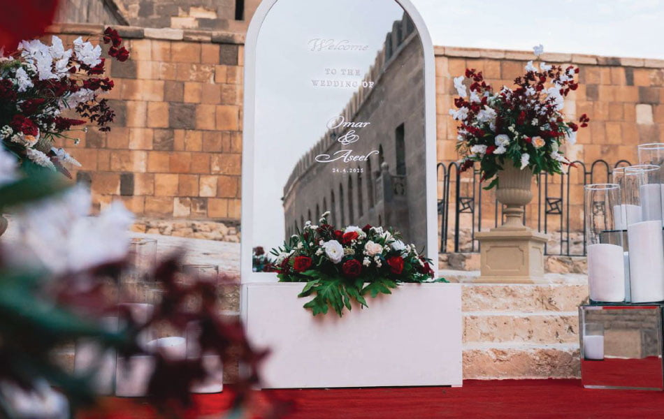 Mirror welcome sign at Bir Youssef event by LOriental