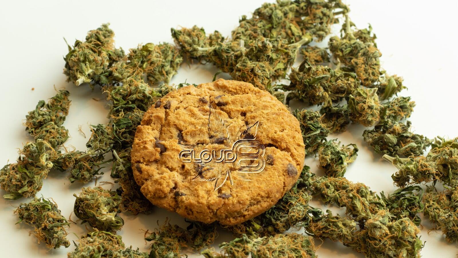 Cookie Weed Edible on top of Buds