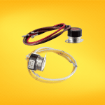 Dispositivo bimetálico, utilizado en aplicaciones de control de temperatura y protección de circuitos. Dispositivo bimetálico, utilizado en aplicaciones de control de temperatura y protección de circuitos.