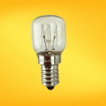 Foco de alta eficiencia energética, ideal para iluminar espacios con bajo consumo de energía y larga duración. Foco de alta eficiencia energética, ideal para iluminar espacios con bajo consumo de energía y larga duración.