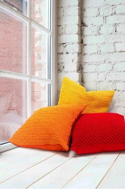 Copri cuscini fatti ad uncinetto con DMC Babylo Copri cuscini fatti ad uncinetto con DMC Babylo