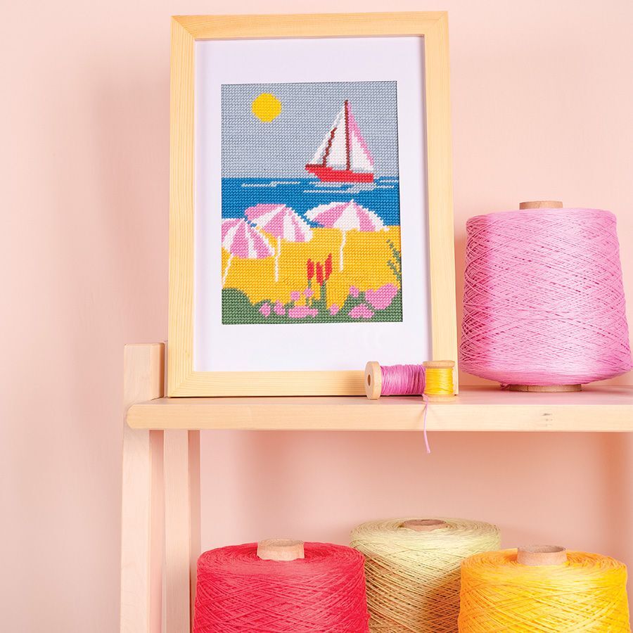 Quadro con barche ombrelloni e spiaggia ricamato a mezzopunto