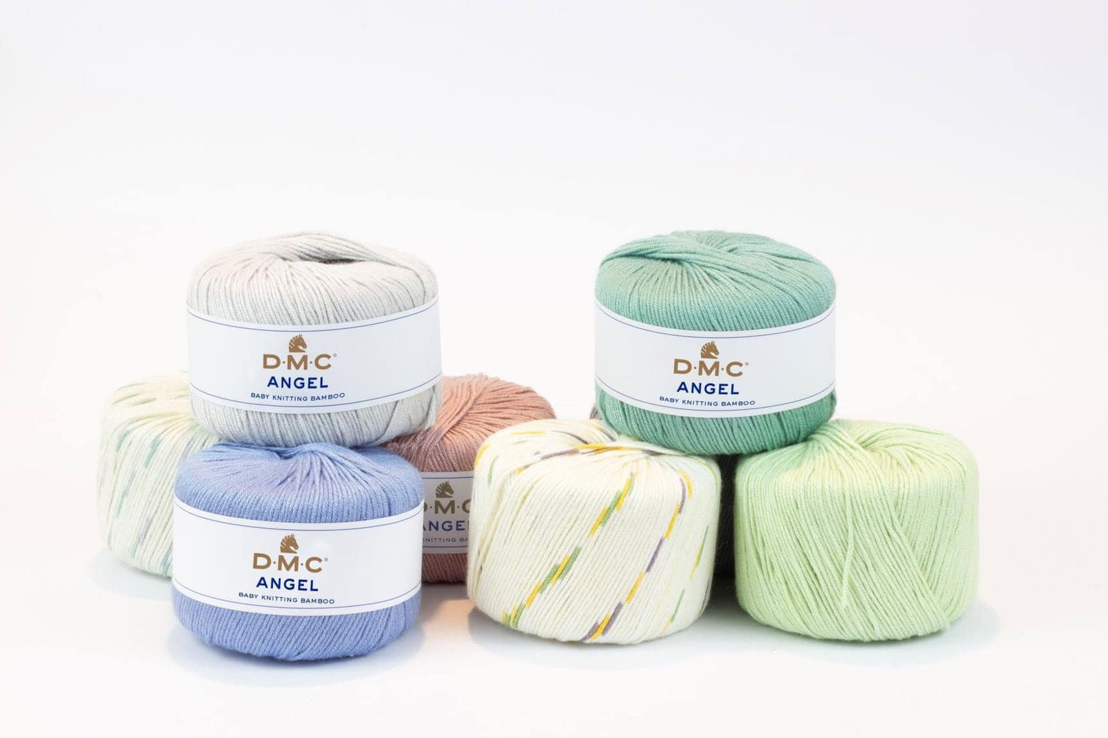 DMC Angel, lana in viscosa di bambu e cotone DMC Angel, lana in viscosa di bambu e cotone