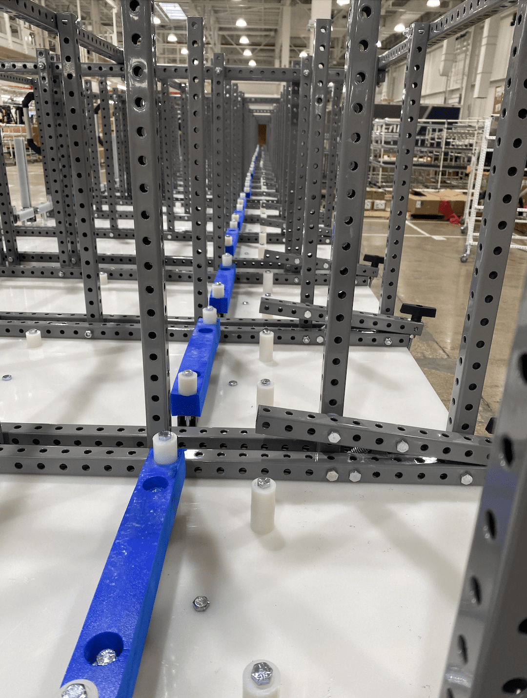 Pull Out Shelf Cart with Lock