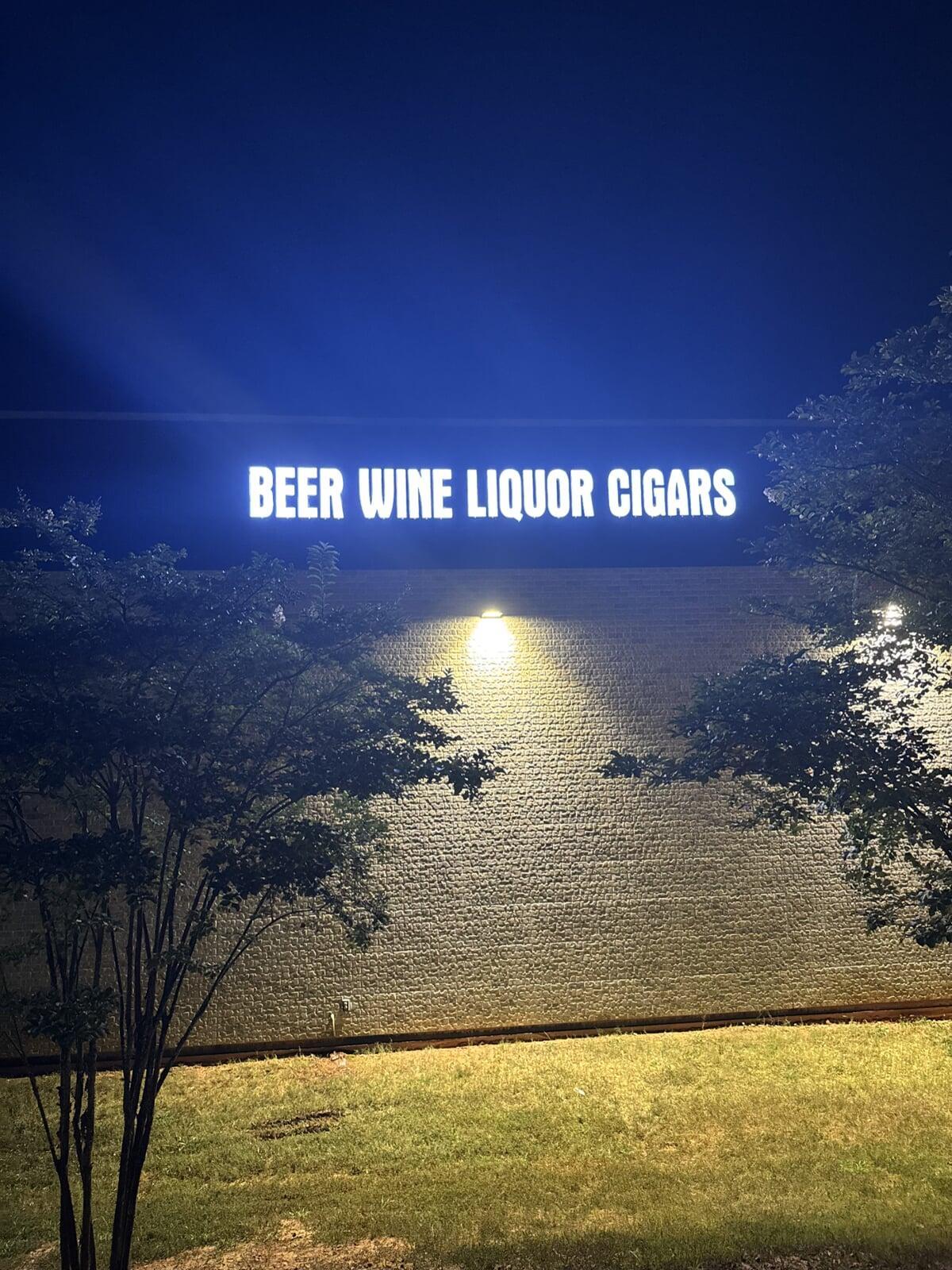 Strong Water Liquore Store