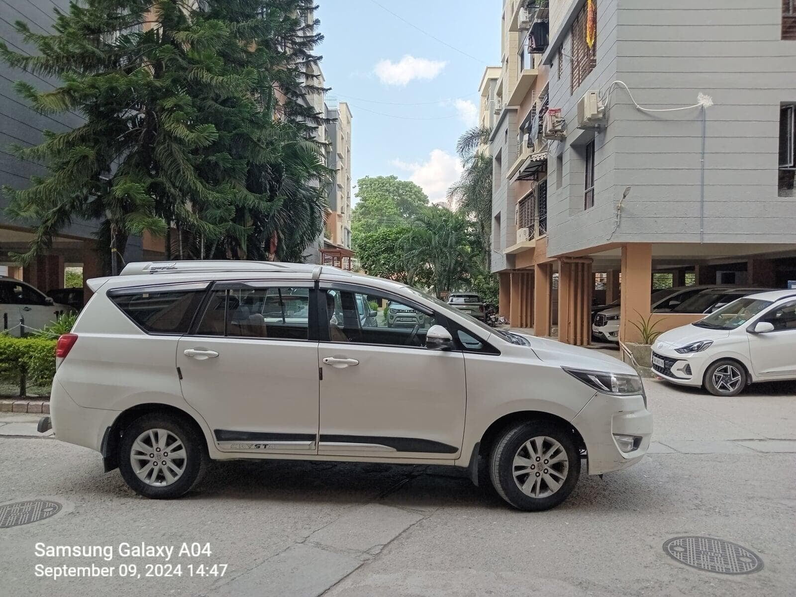 Crysta 3600 Right View