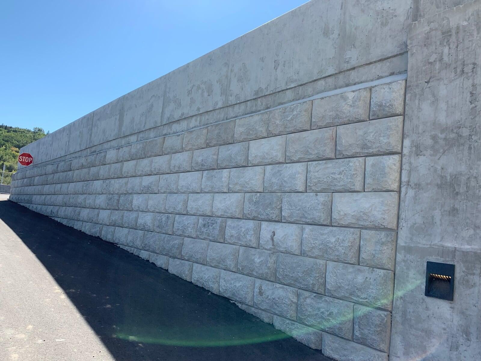 Lock+Load Vertical Wall against CIP