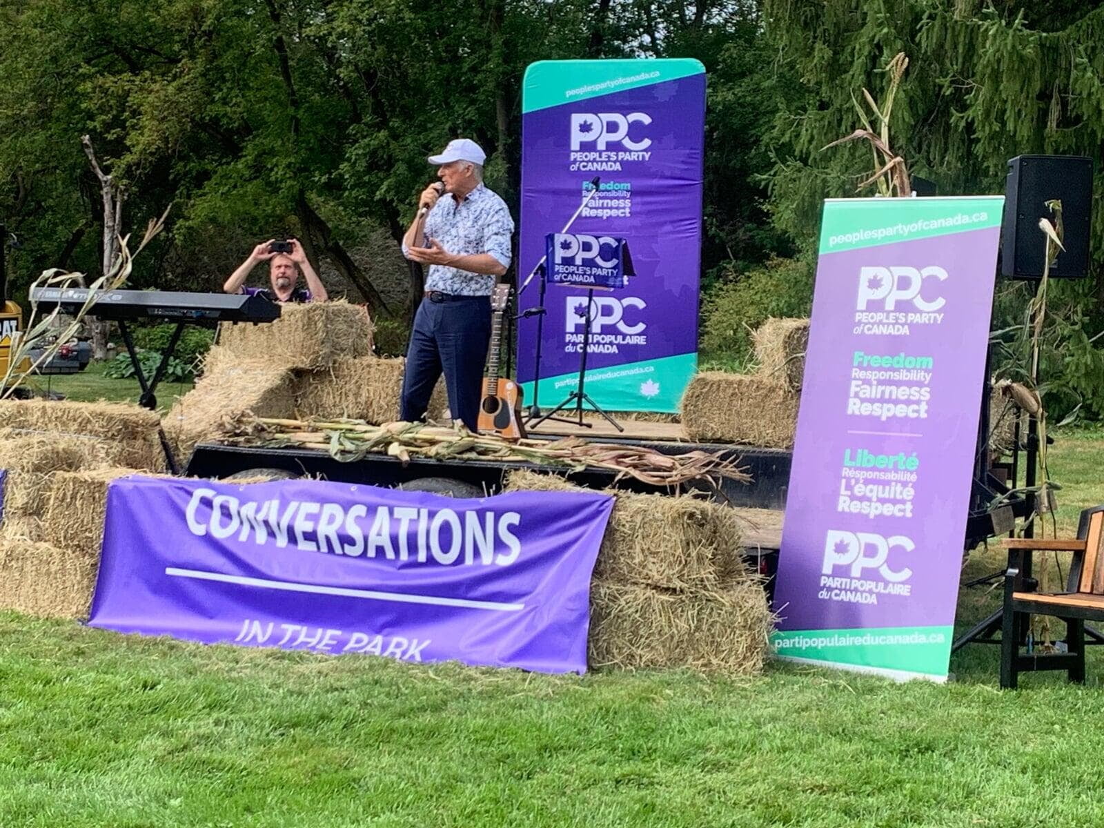 Town Hall In The Park, Uxbridge, Sept 28