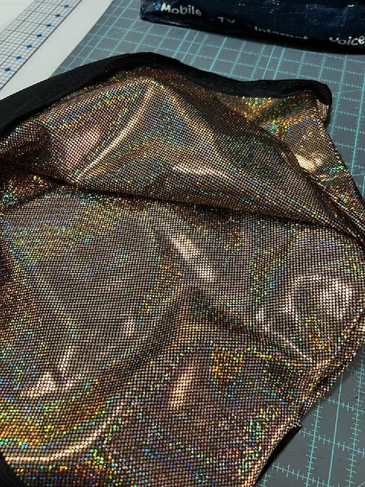 Holo Dot - Gold