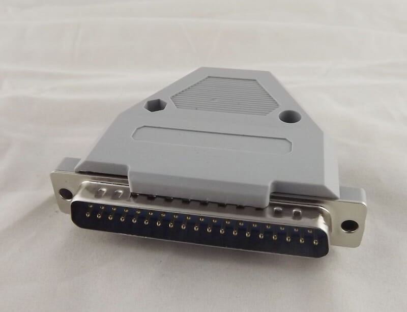 DB 37PIN MALE CONNECTOR DB 37PIN MALE CONNECTOR