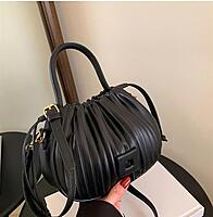 TRENDY BUCKET BAG
