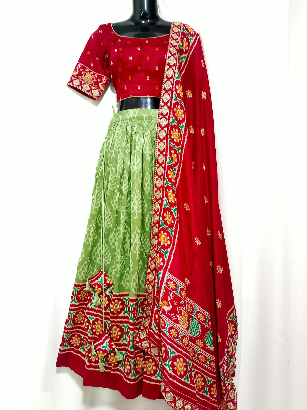 V506: Ready To Ship Beautiful Kids Lehenga Set V506: Ready To Ship Beautiful Kids Lehenga Set