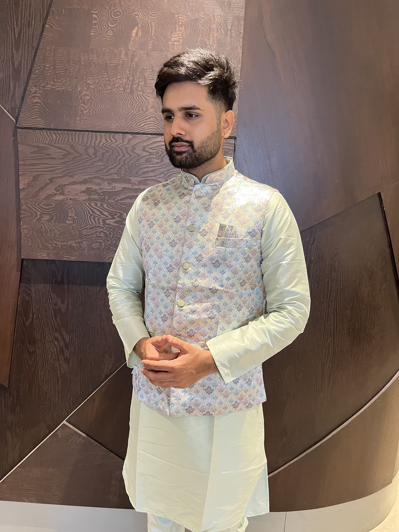 C066: Beautiful Mens Kurata Pajama Sets With Jacket C066: Beautiful Mens Kurata Pajama Sets With Jacket