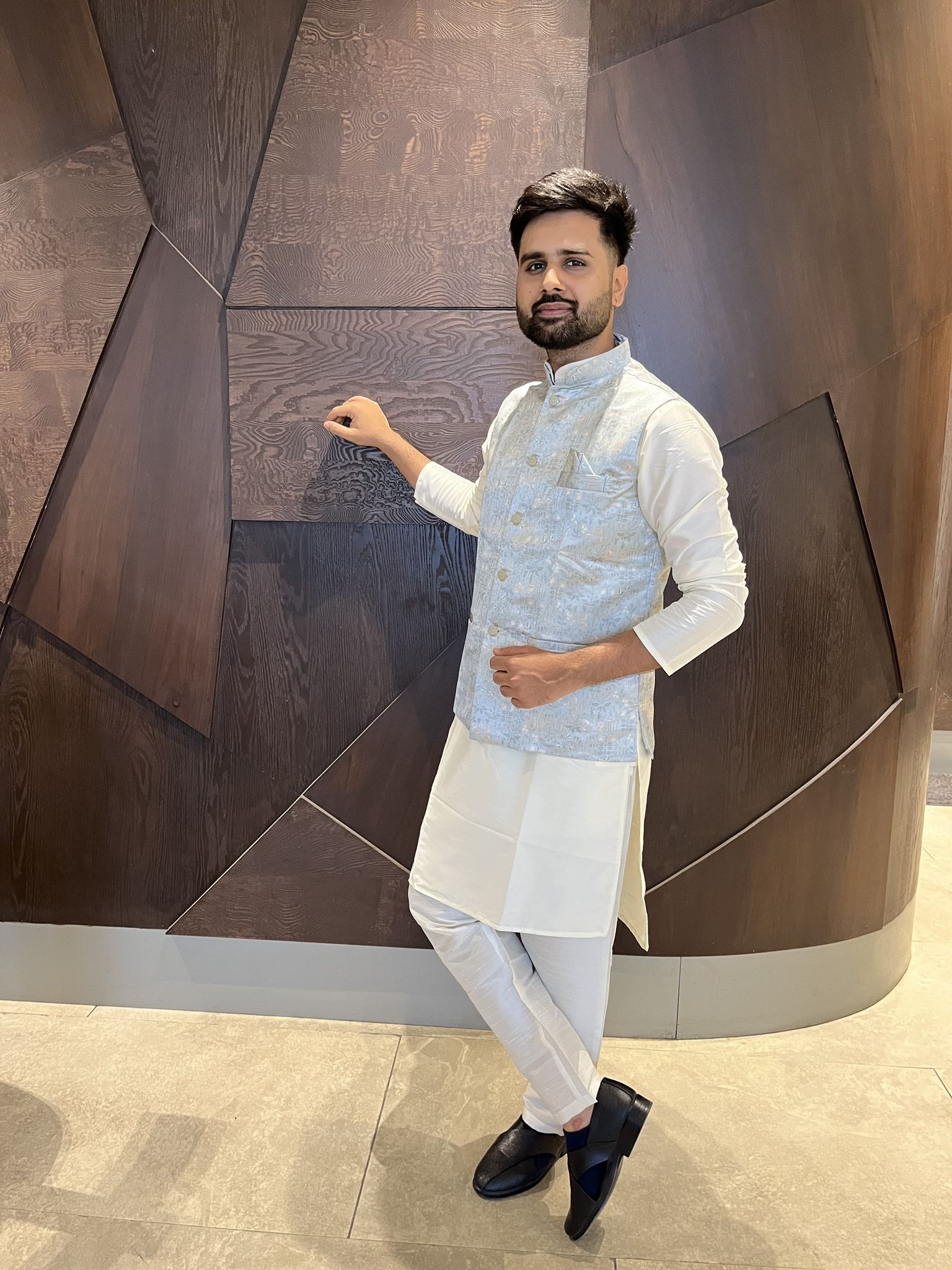 C066: Beautiful Mens Kurata Pajama Sets With Jacket C066: Beautiful Mens Kurata Pajama Sets With Jacket