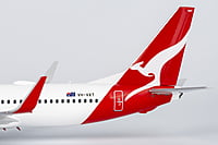 Qantas 737-800/w new colors
