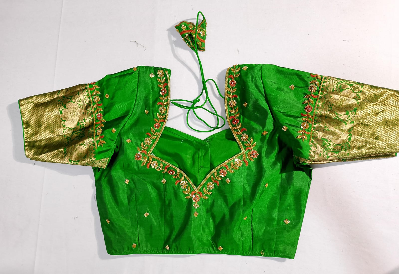 N194: Ready To Ship Beautiful Sequence Work Saree With Stitched Blouse