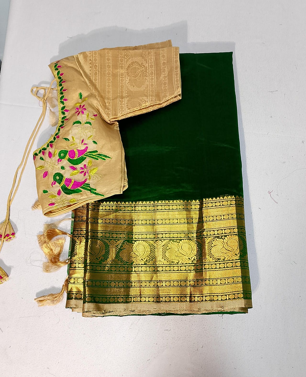 N539:Ready To Ship Beautiful Mangalagiri Saree With Stitched Embroidery Work Blouse