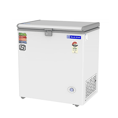 Spacious Interior of Blue Star CF4-180NEYW Deep Freezer Spacious Interior of Blue Star CF4-180NEYW Deep Freezer