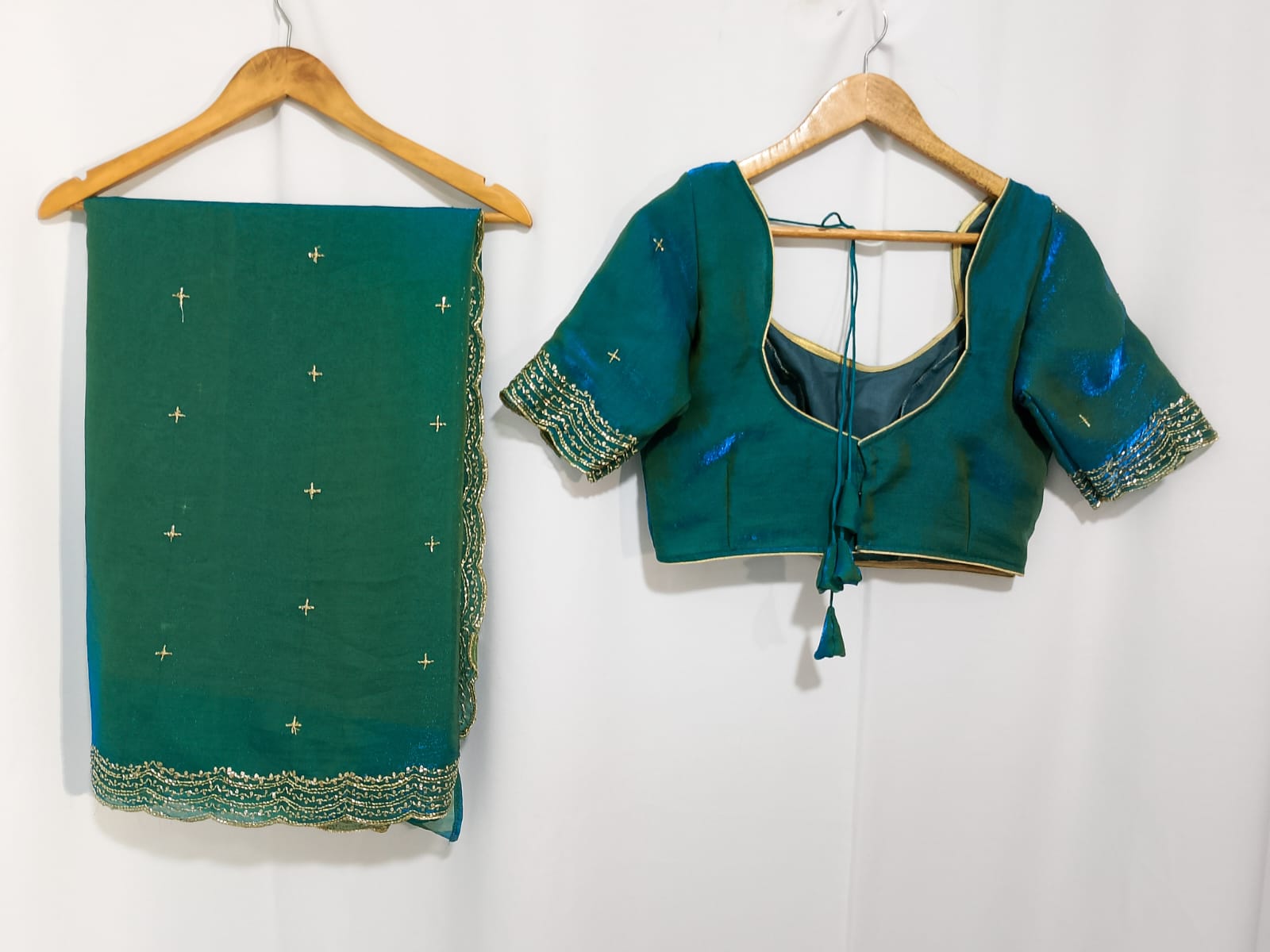 N643: Ready To Ship Beautiful Space Silk Saree With Stitched Blouse