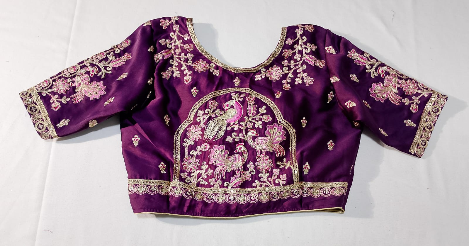 N644: Ready To Ship Beautiful Desginer Saree With Stitched Blouse N644: Ready To Ship Beautiful Desginer Saree With Stitched Blouse