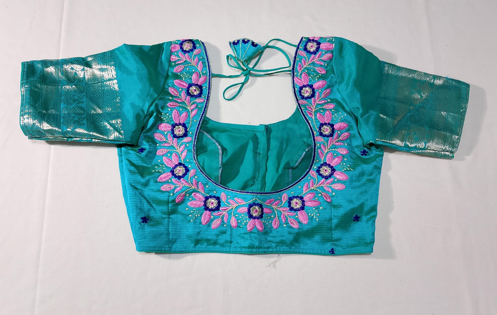 N647: Ready To Ship Beautiful Mangalagiri Saree With Stitched Embroidery Work Blouse N647: Ready To Ship Beautiful Mangalagiri Saree With Stitched Embroidery Work Blouse