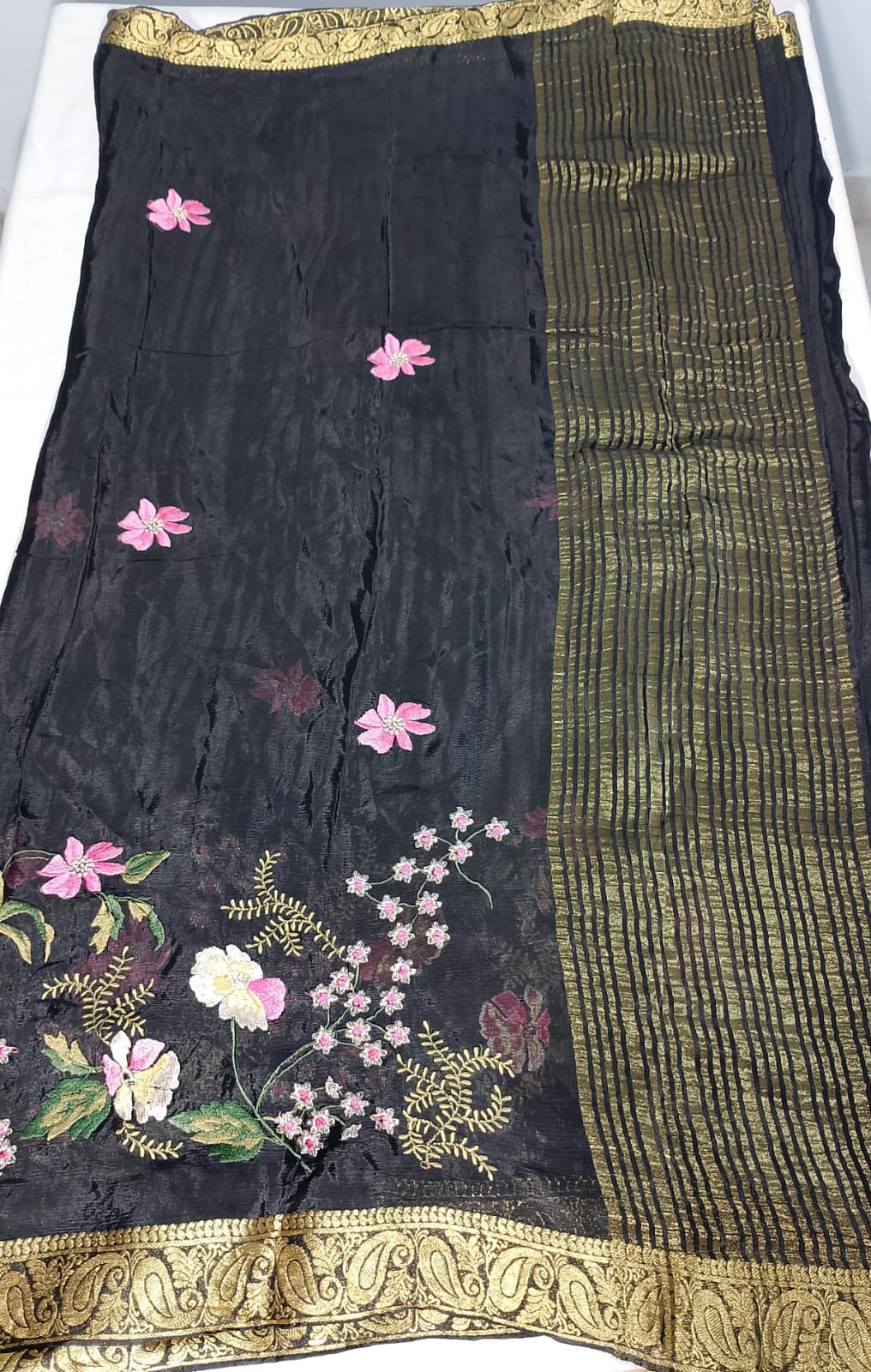 N673: Ready To Ship Beautiful Designer Saree With Stitched Blouse N673: Ready To Ship Beautiful Designer Saree With Stitched Blouse