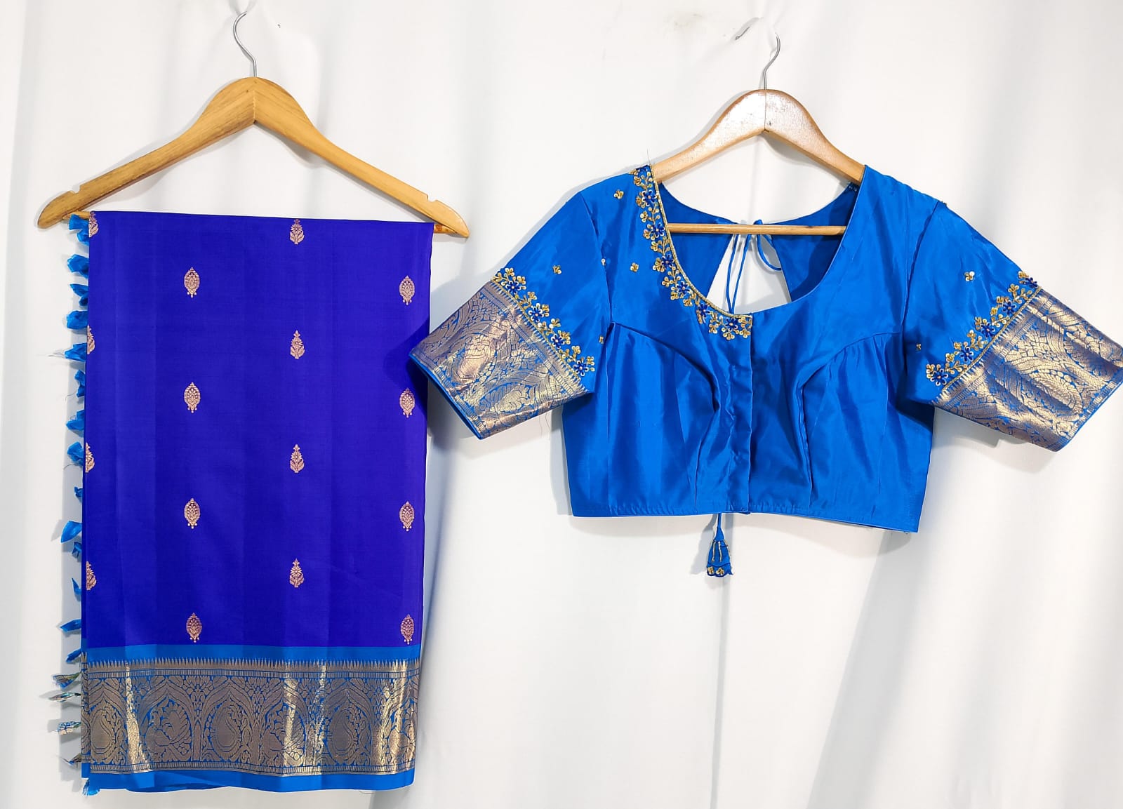 N681: Ready To Ship Beautiful Saree With Stitched Blouse N681: Ready To Ship Beautiful Saree With Stitched Blouse