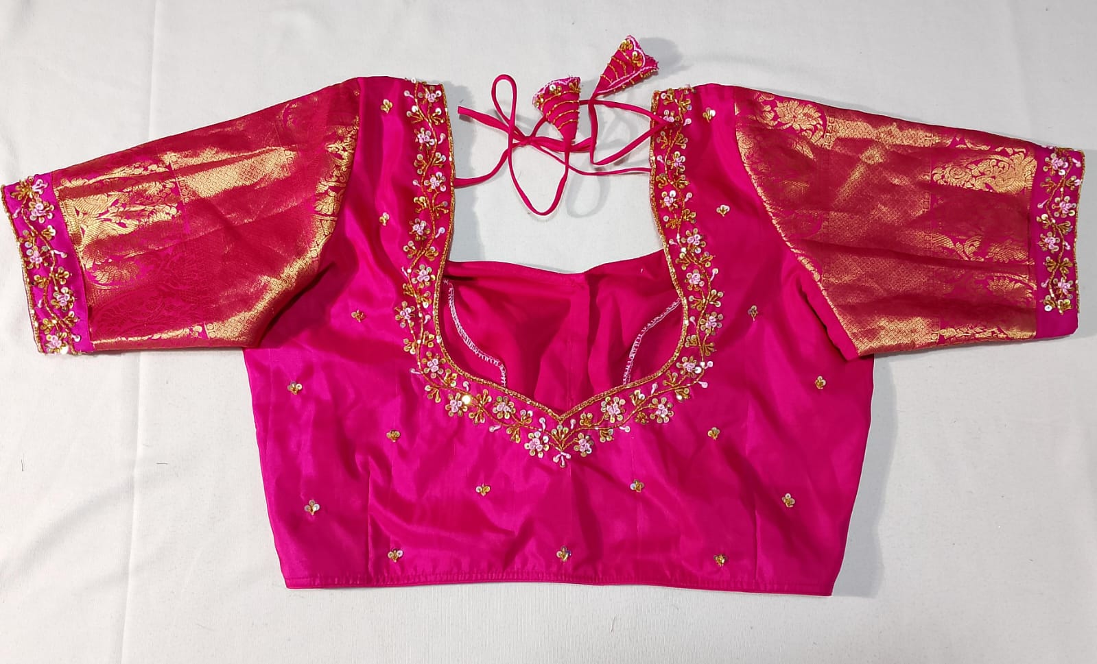 N687: Ready To Ship Beautiful Pure Kanchipattu Saree With Stitched Maggam Work Blouse N687: Ready To Ship Beautiful Pure Kanchipattu Saree With Stitched Maggam Work Blouse