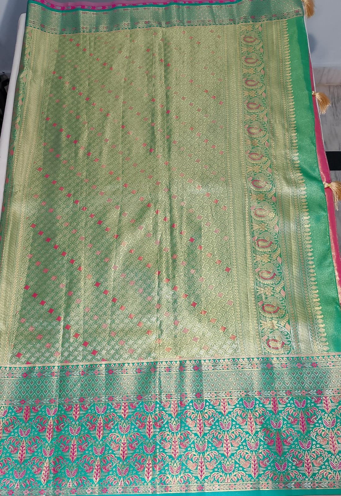 N716:Ready To Ship Beautiful Saree With Stitched Blouse N716:Ready To Ship Beautiful Saree With Stitched Blouse