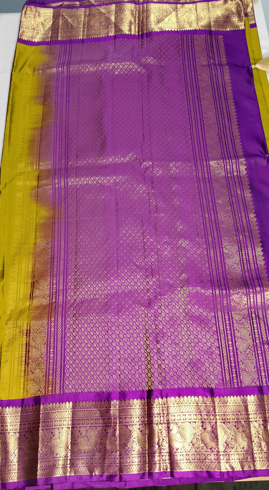 N713:Ready To Ship Beautiful Saree With Stitched Blouse