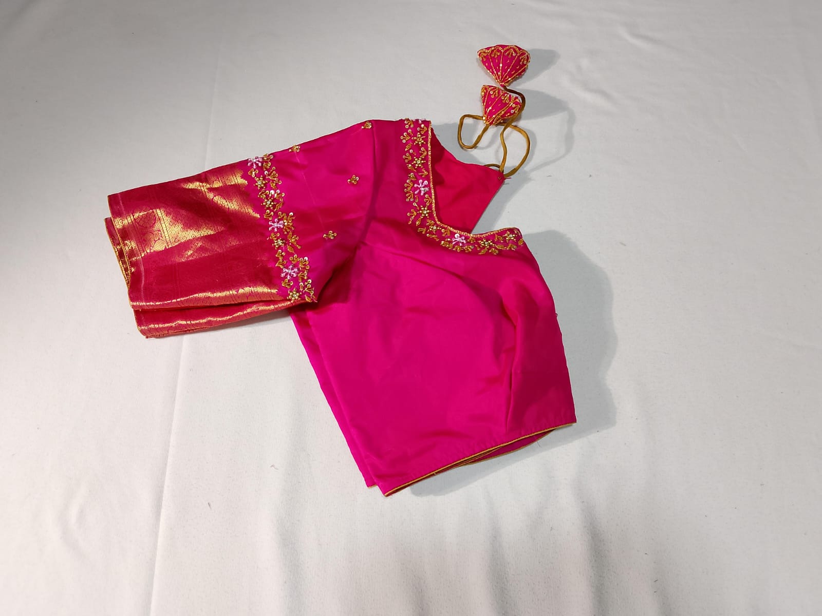 N734:Ready To Ship Beautiful Vintage Gadwal Saree With Stitched Blouse N734:Ready To Ship Beautiful Vintage Gadwal Saree With Stitched Blouse
