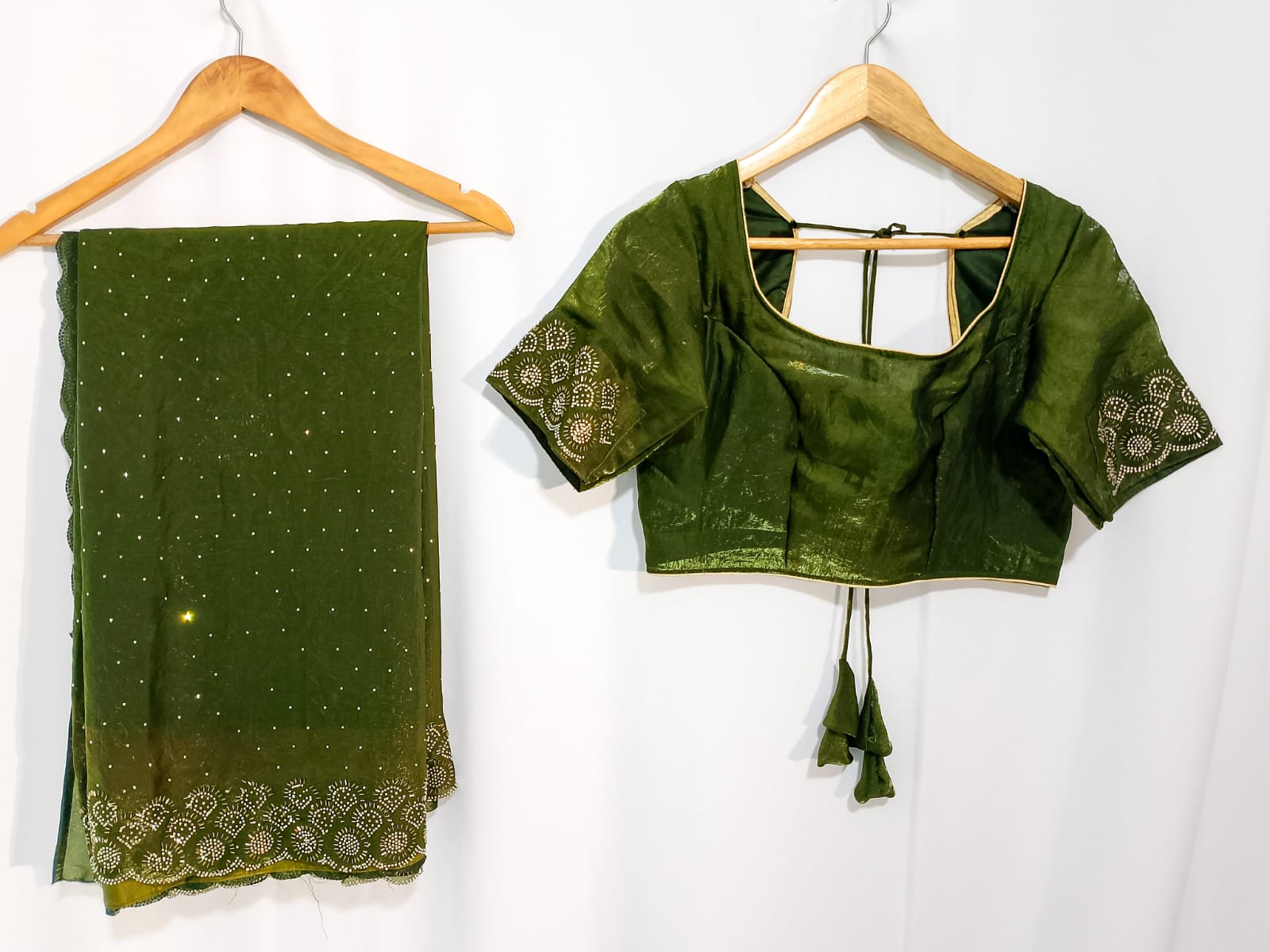 N774: Ready To Ship Beautiful Space Silk Saree With Stitched Blouse