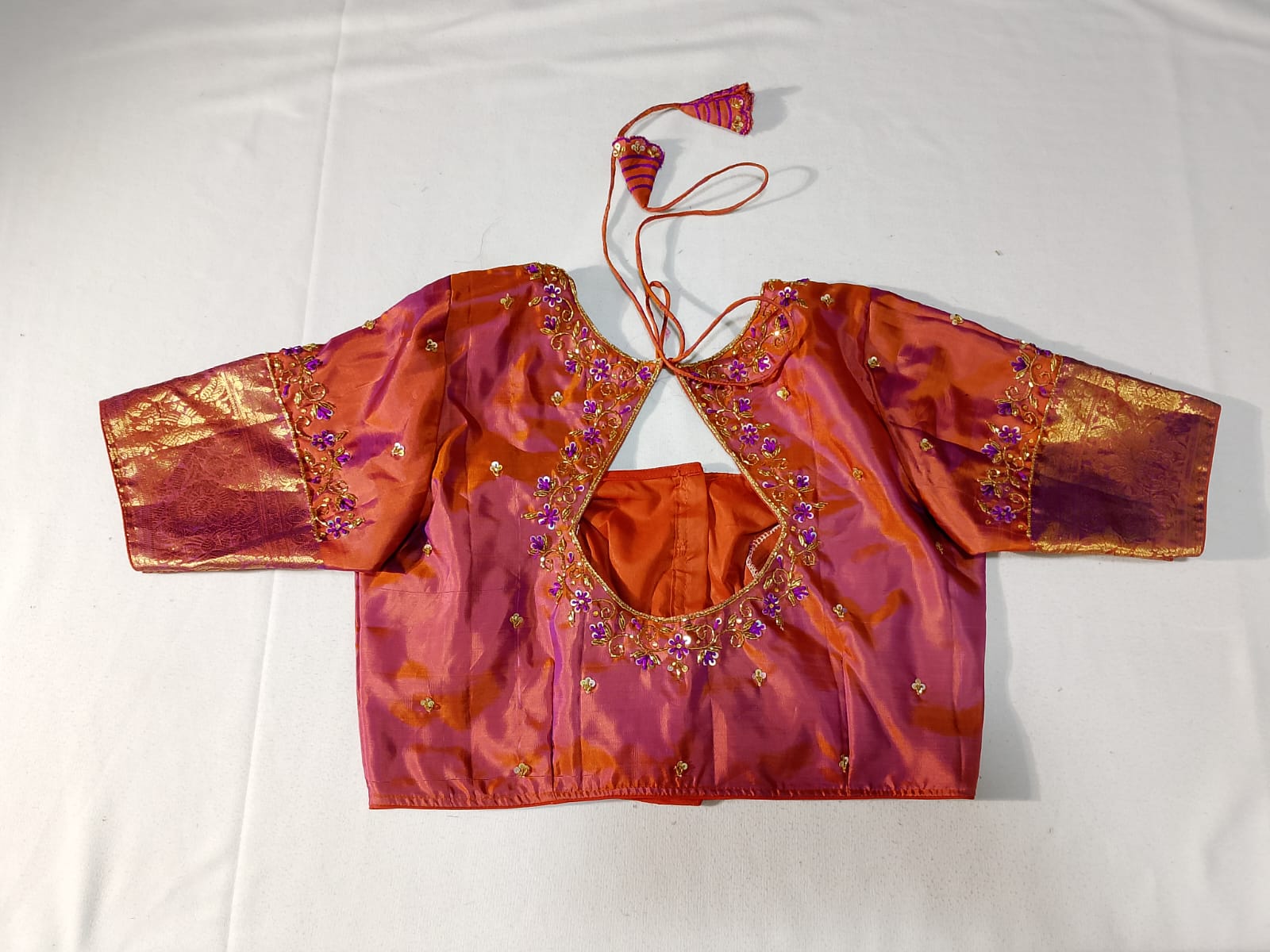 N785:Ready To Ship Beautiful Pure Kanchipattu Saree With Stitched Maggam Work Blouse N785:Ready To Ship Beautiful Pure Kanchipattu Saree With Stitched Maggam Work Blouse