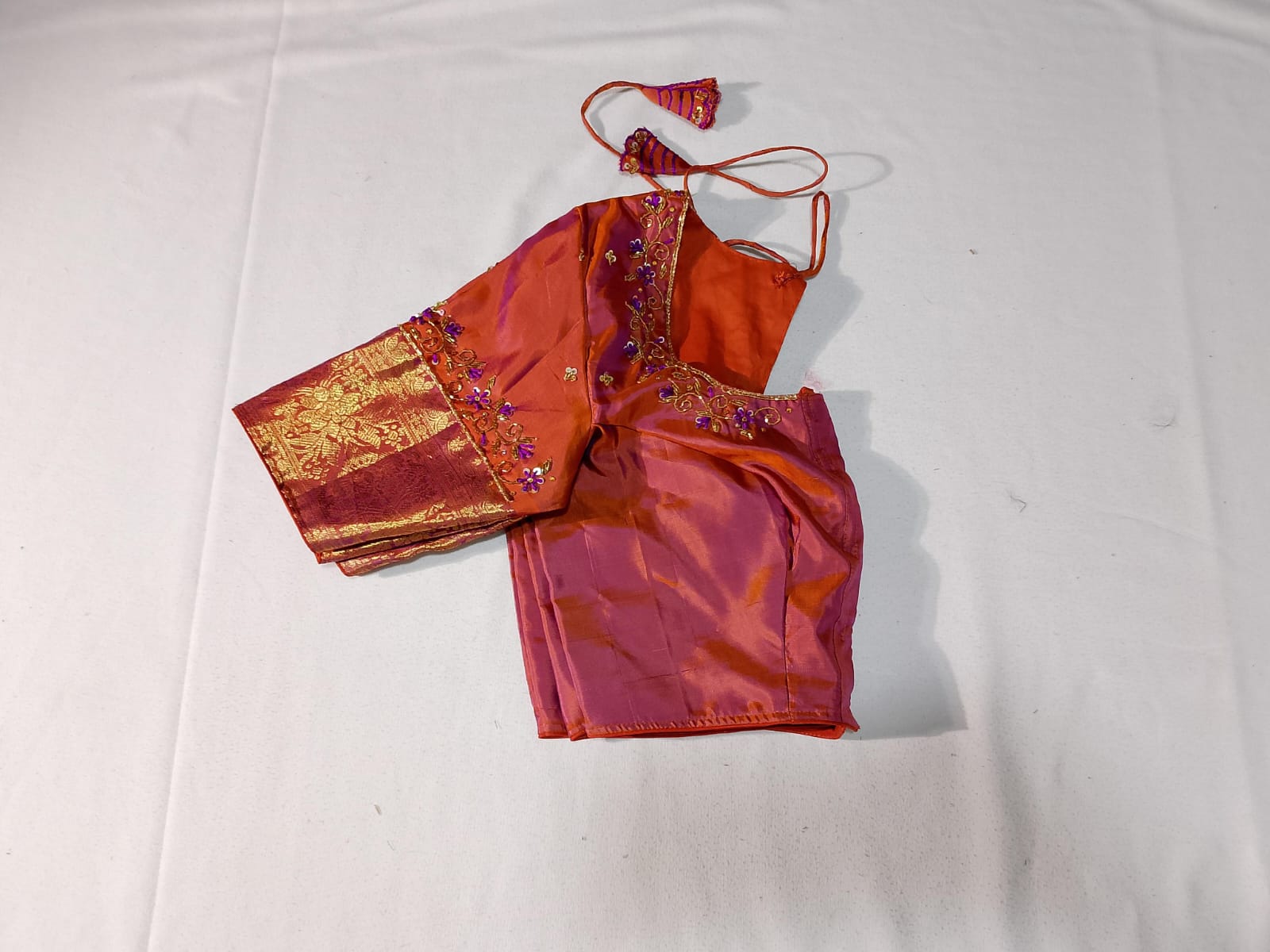 N785:Ready To Ship Beautiful Pure Kanchipattu Saree With Stitched Maggam Work Blouse N785:Ready To Ship Beautiful Pure Kanchipattu Saree With Stitched Maggam Work Blouse
