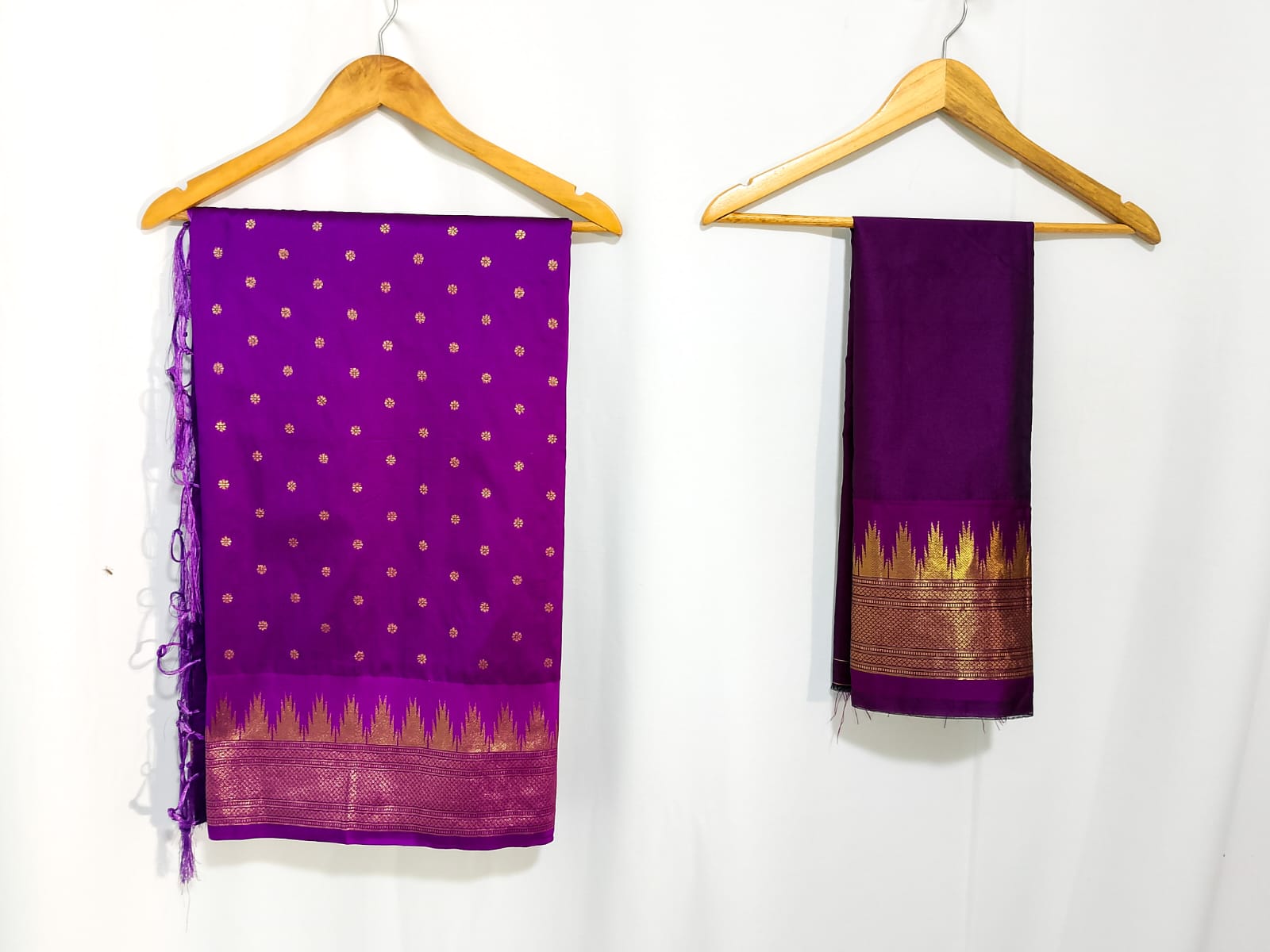 N797 :Ready To Ship Beautiful Paithani Saree With Unstitched Blouse