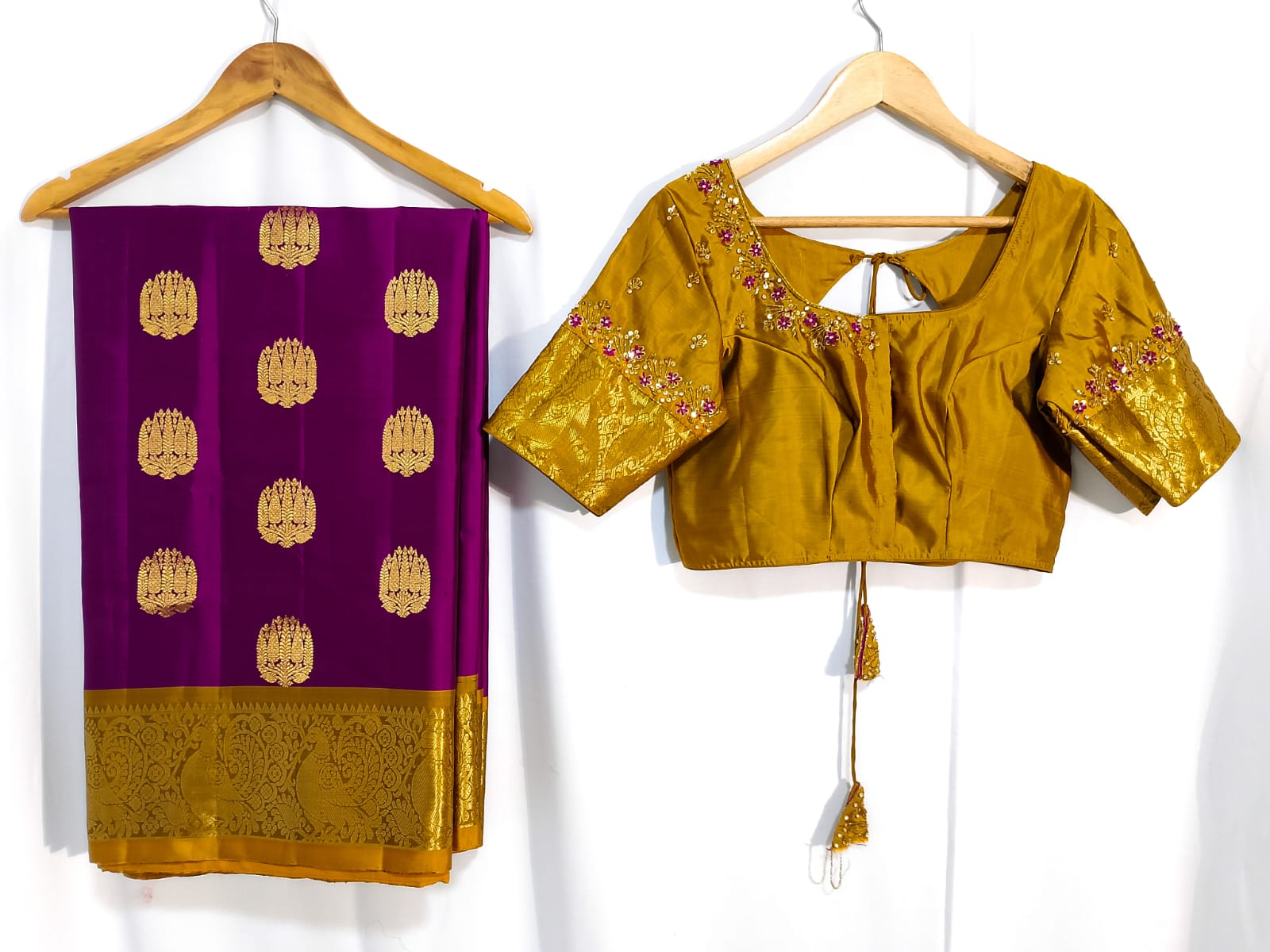 N810:Ready To Ship Beautiful Pure Kanchipattu Saree With Stitched Maggam Work Blouse