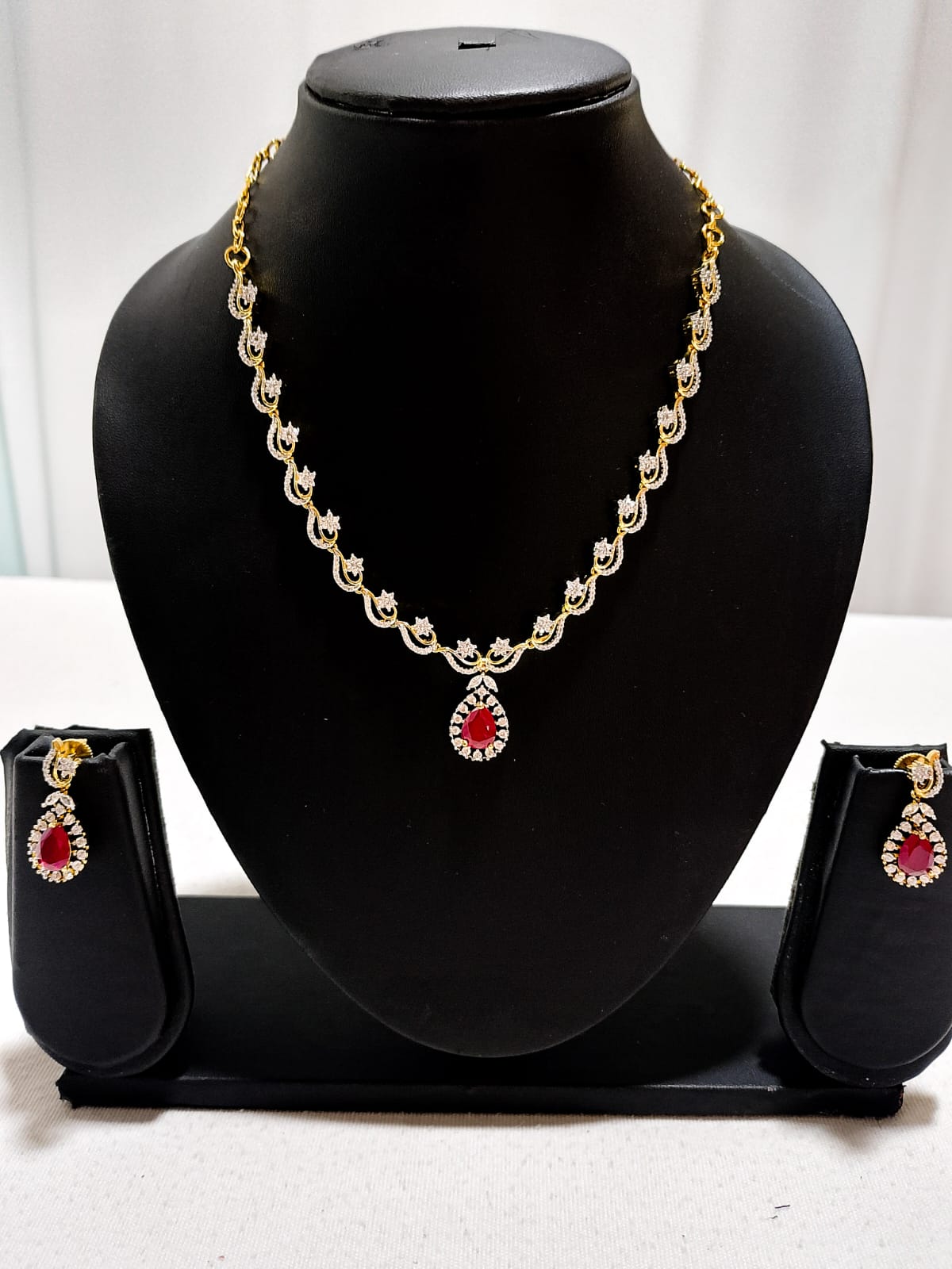 H51: Ready To Ship Beautiful White Stone Necklace Set