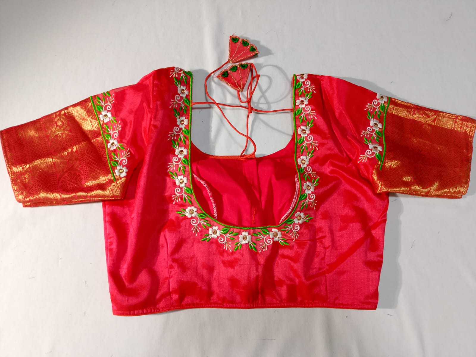 N922: Ready To Ship Beautiful Mangalagiri Saree With Stitched Embroidery Work Blouse N922: Ready To Ship Beautiful Mangalagiri Saree With Stitched Embroidery Work Blouse