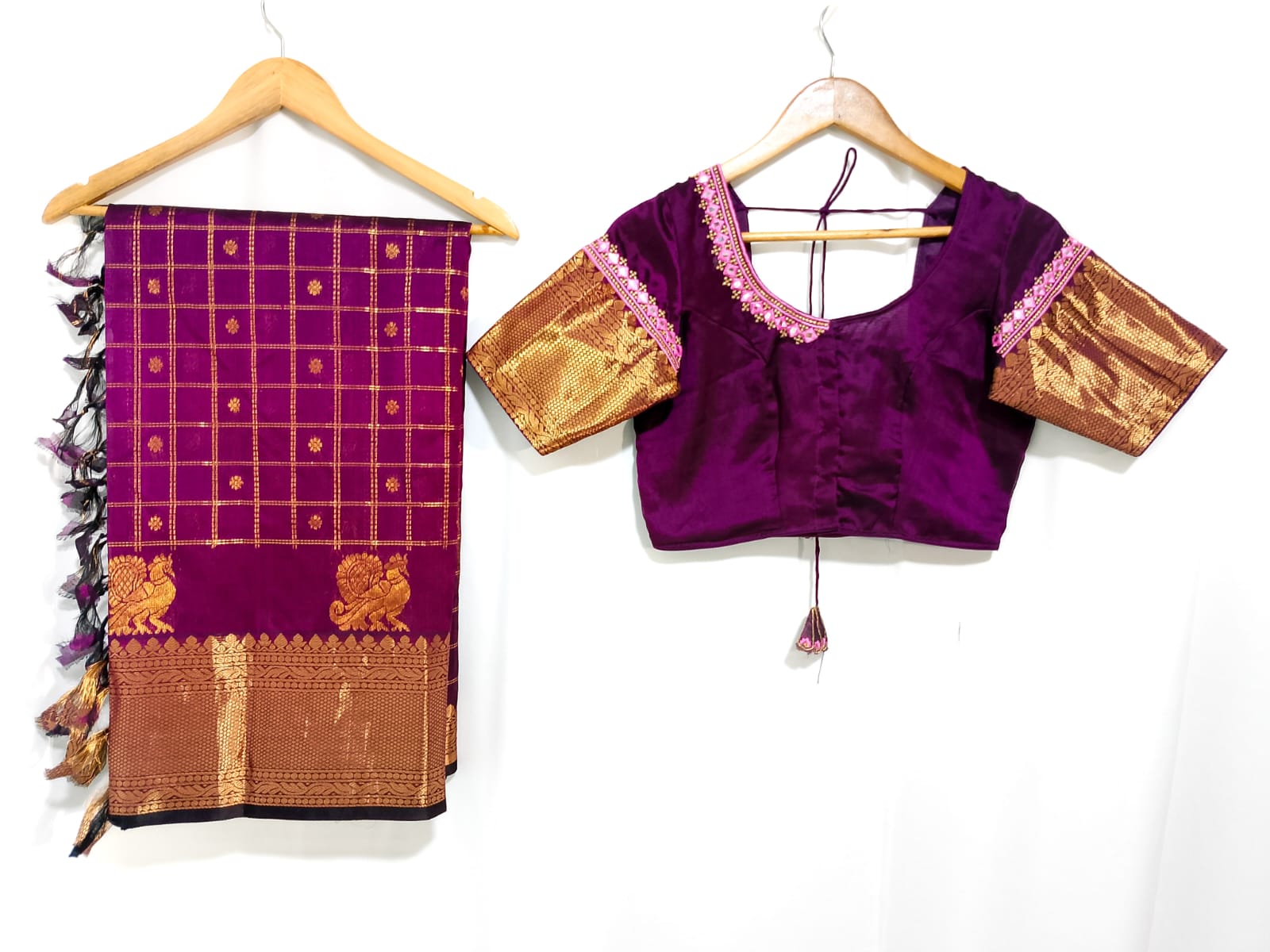 N921: Ready To Ship Beautiful Mangalagiri Saree With Stitched Embroidery Work Blouse