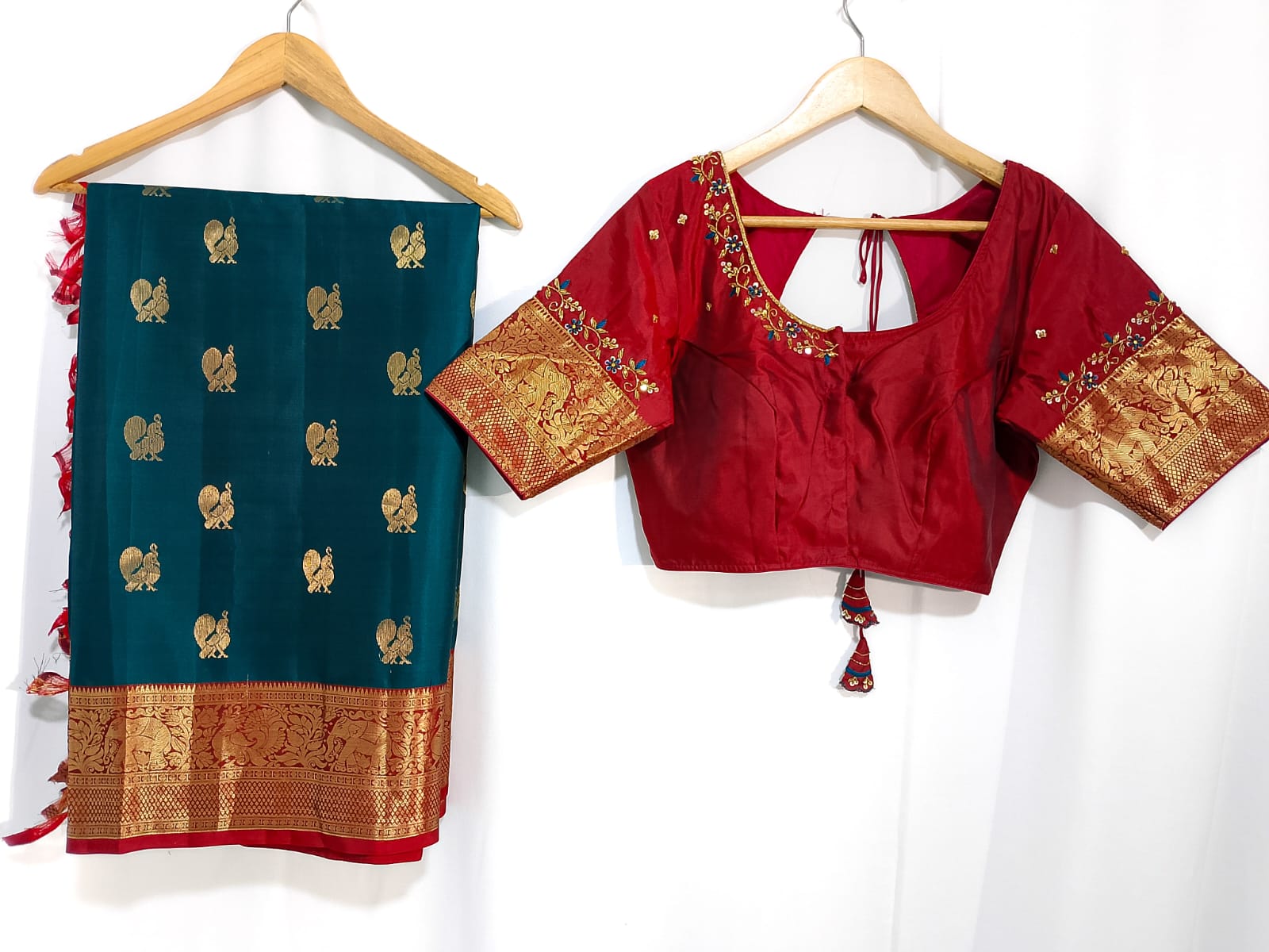 N908:Ready To Ship Beautiful Pure Kanchipattu Saree With Stitched Maggam Work Blouse N908:Ready To Ship Beautiful Pure Kanchipattu Saree With Stitched Maggam Work Blouse