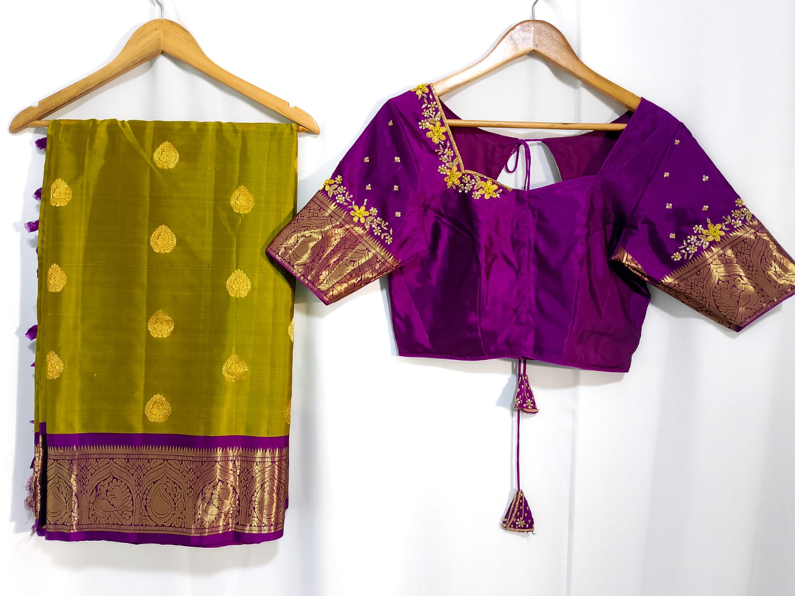 N907:Ready To Ship Beautiful Pure Kanchipattu Saree With Stitched Maggam Work Blouse